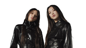 Leather Hanbok Girls Vinyl Car Decal Sticker – Waterproof & UV-Resistant 8"