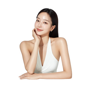 Korean Influencer Vinyl Car Decal Sticker – Waterproof & UV-Resistant 8" Korean Influencer Vinyl Car Decal Sticker – Waterproof & UV-Resistant 8"