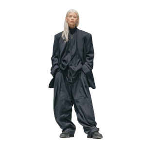 Scandinavian Model Suit Vinyl Car Decal Sticker – Waterproof & UV-Resistant 8" Scandinavian Model Suit Vinyl Car Decal Sticker – Waterproof & UV-Resistant 8"