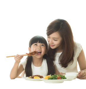 Mother Feeding Daughter Vinyl Car Decal Sticker – Waterproof & UV-Resistant 8"