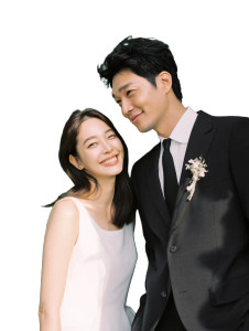 Korean Wedding Couple V2 Vinyl Car Decal Sticker – Waterproof & UV-Resistant 8"