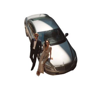 Elegant Couple Vinyl Car Decal Sticker – Waterproof & UV-Resistant Elegant Couple Vinyl Car Decal Sticker – Waterproof & UV-Resistant