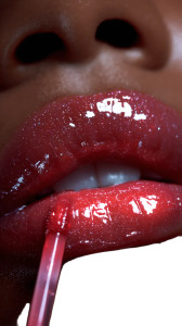 Applying Lipgloss Vinyl Car Decal Sticker – Waterproof & UV-Resistant 