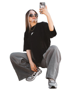 Streetwear Selfie Girl Vinyl Car Decal Sticker – Waterproof & UV-Resistant 