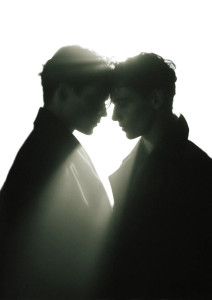 Silhouetted Embrace Vinyl Car Decal Sticker – Waterproof & UV-Resistant 