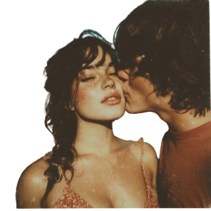 Kissing Couple Polaroid Vinyl Car Decal Sticker – Waterproof & UV-Resistant 