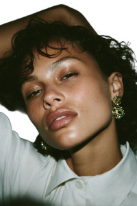 Gold Gemstone Earrings Vinyl Car Decal Sticker – Waterproof & UV-Resistant 