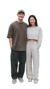 Korean Couple Walking Vinyl Car Decal Sticker – Waterproof & UV-Resistant 