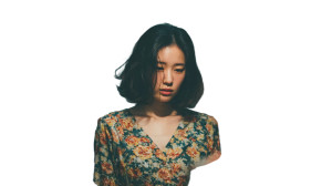 Japanese Woman Mirror V3 Vinyl Car Decal Sticker – Waterproof & UV-Resistant 