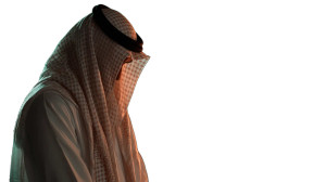 Saudi Man Silhouette Vinyl Car Decal Sticker – Waterproof & UV-Resistant 