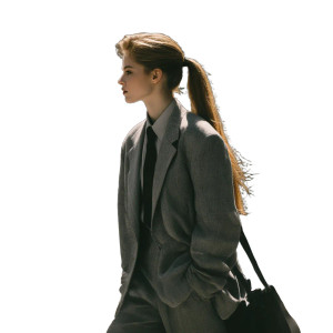 Vintage Fashion Model V11 Vinyl Car Decal Sticker – Waterproof & UV-Resistant 