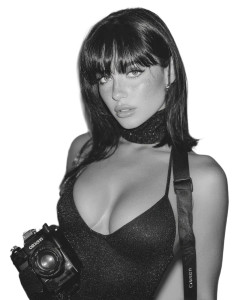 Vintage Fashion Photography Vinyl Car Decal Sticker – Waterproof & UV-Resistant 