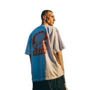 Streetwear Man T-Shirt Vinyl Car Decal Sticker – Waterproof & UV-Resistant 