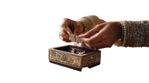 Graceful Hands Jewelry Vinyl Car Decal Sticker – Waterproof & UV-Resistant 