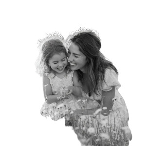 Family Photoshoot Vinyl Car Decal Sticker – Waterproof & UV-Resistant Family Photoshoot Vinyl Car Decal Sticker – Waterproof & UV-Resistant