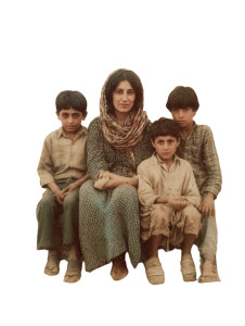 Vintage Kurdish Family Vinyl Car Decal Sticker – Waterproof & UV-Resistant 
