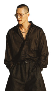 Korean Male Model V17 Vinyl Car Decal Sticker – Waterproof & UV-Resistant 4.8533333333333335"