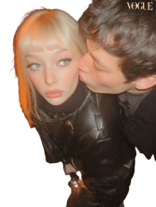 Vogue Love Scene Vinyl Car Decal Sticker – Waterproof & UV-Resistant 8.213333333333333"