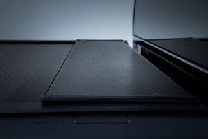 2021-2023 Ford F-150 | Retrax PowertraxPro MX Tonneau Cover | Remote Control Lock, Matte Black, Aluminum | Easy Wireless Operation | Rugged & Durable Design