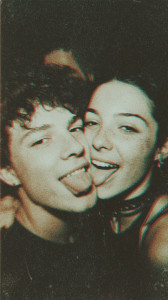 Rave Party Couple Vinyl Car Decal Sticker – Waterproof & UV-Resistant 9.706666666666667"