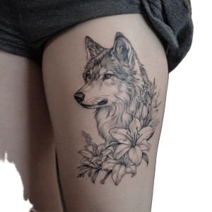 Wolf Lily Tattoo Vinyl Car Decal Sticker – Waterproof & UV-Resistant 3.4133333333333336" Wolf Lily Tattoo Vinyl Car Decal Sticker – Waterproof & UV-Resistant 3.4133333333333336"