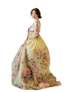 Elegant Hanbok Portrait V9 Vinyl Car Decal Sticker – Waterproof & UV-Resistant 8.213333333333333" Elegant Hanbok Portrait V9 Vinyl Car Decal Sticker – Waterproof & UV-Resistant 8.213333333333333"