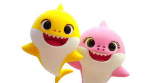 Baby And Mommy Shark Vinyl Car Decal Sticker – Waterproof & UV-Resistant 5.4