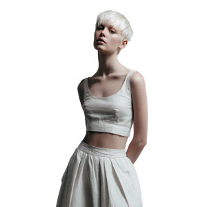 Scandinavian Model Portrait V2 Vinyl Car Decal Sticker – Waterproof & UV-Resistant 3.4133333333333336"