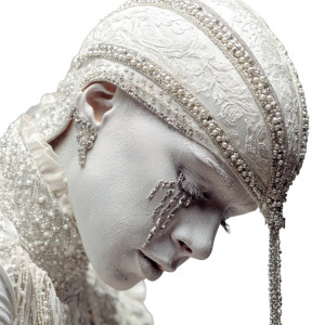 Baroque Performer'S Anguish Vinyl Car Decal Sticker – Waterproof & UV-Resistant 3.4133333333333336"