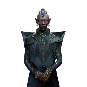 Regal Alien Noble Vinyl Car Decal Sticker – Waterproof & UV-Resistant 3.4133333333333336"