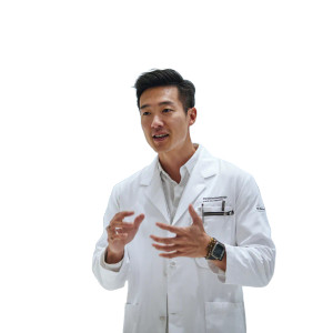 Singaporean Scientist Speaking Vinyl Car Decal Sticker – Waterproof & UV-Resistant 3.4133333333333336"