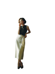Chinese Lady Calling Vinyl Car Decal Sticker – Waterproof & UV-Resistant 4.1066666666666665"