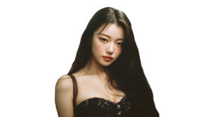 Korea Idol Girl V2 Vinyl Car Decal Sticker – Waterproof & UV-Resistant 5.4