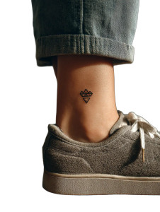 Girl'S Ankle Tattoo Vinyl Car Decal Sticker – Waterproof & UV-Resistant 4.1066666666666665"