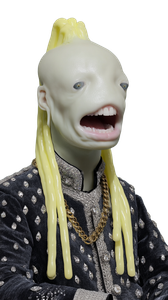 Alien Royal Portrait Vinyl Car Decal Sticker – Waterproof & UV-Resistant 9.706666666666667"