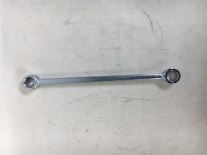 Fabtech Motorsports Shock Absorber Extender | Superior Vehicle Ride Qualities Fabtech Motorsports Shock Absorber Extender | Superior Vehicle Ride Qualities