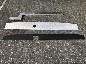 Penda Entry Door Threshold FVT166A VanGuard; For Rear and Side Doors; Non-slip Coated; Diamond Tread; DuraGrip Aluminum