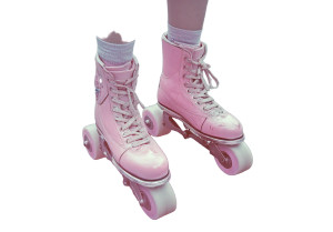 Pink Vintage Roller Skates Vinyl Car Decal Sticker – Waterproof & UV-Resistant 5.75"