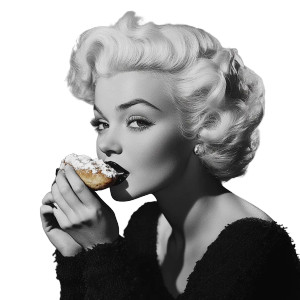 Marilyn Monroe Eating Panettone Vinyl Car Decal Sticker – Waterproof & UV-Resistant 8"