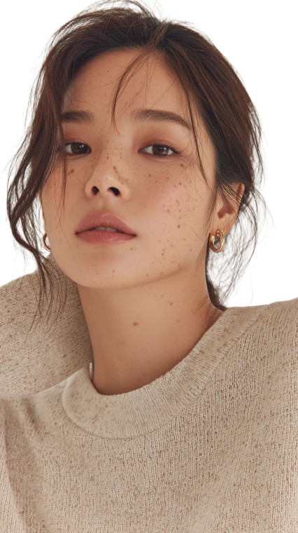 Korean Actress Portrait Vinyl Car Decal Sticker – Waterproof & UV-Resistant 8"