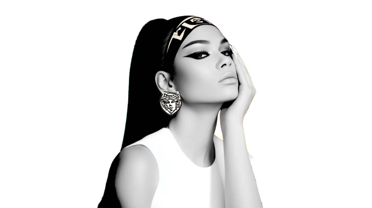 Versace Pop Art Vinyl Car Decal Sticker – Waterproof & UV-Resistant 8"