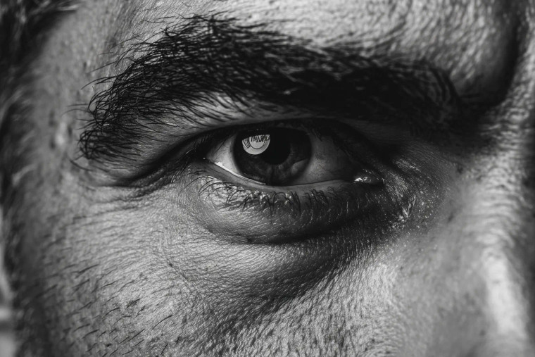 Intense Arab Gaze Vinyl Car Decal Sticker – Waterproof & UV-Resistant 8"