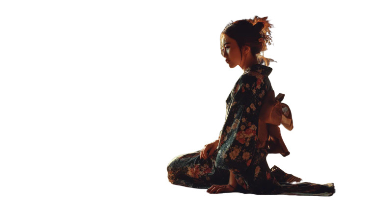 Japanese Kimono Portrait V2 Vinyl Car Decal Sticker – Waterproof & UV-Resistant 8"
