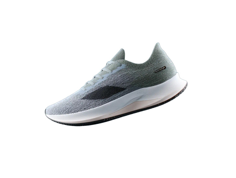 Running Shoe Vinyl Car Decal Sticker – Waterproof & UV-Resistant 8"