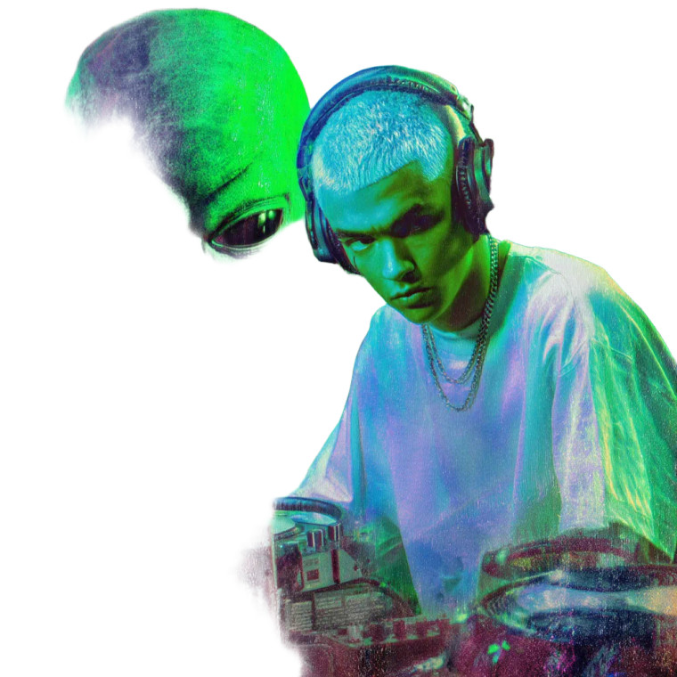 Alien Humanoid Encounter Vinyl Car Decal Sticker – Waterproof & UV-Resistant 8"