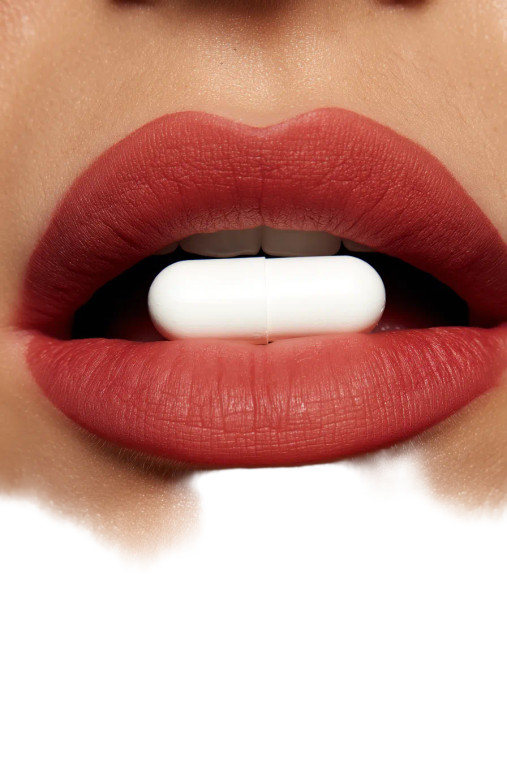Plump Lips Pill Vinyl Car Decal Sticker – Waterproof & UV-Resistant 8"