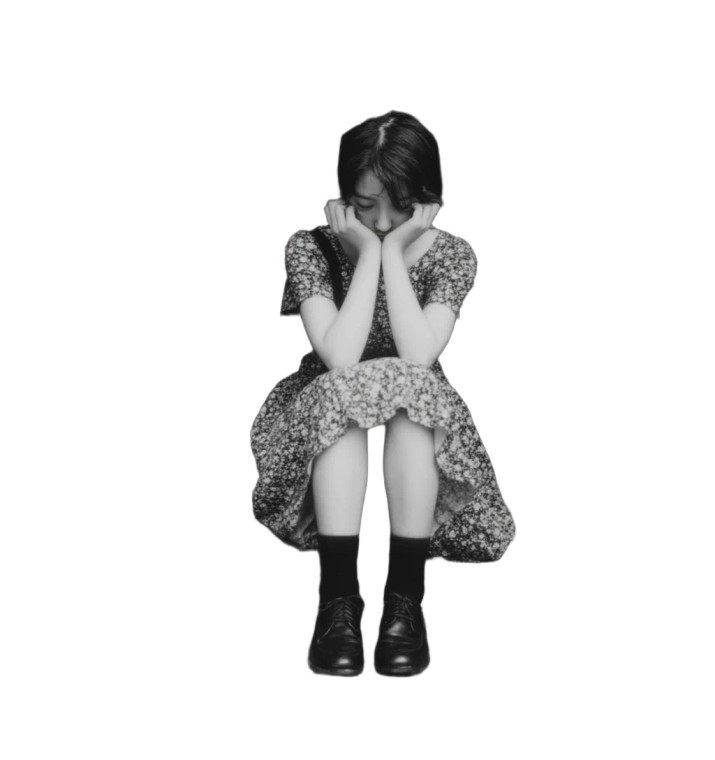 Crying Young Girl Vinyl Car Decal Sticker – Waterproof & UV-Resistant 8"