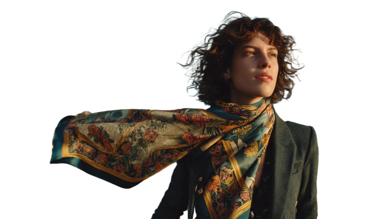 Italian Model Sunset Vinyl Car Decal Sticker – Waterproof & UV-Resistant 8"