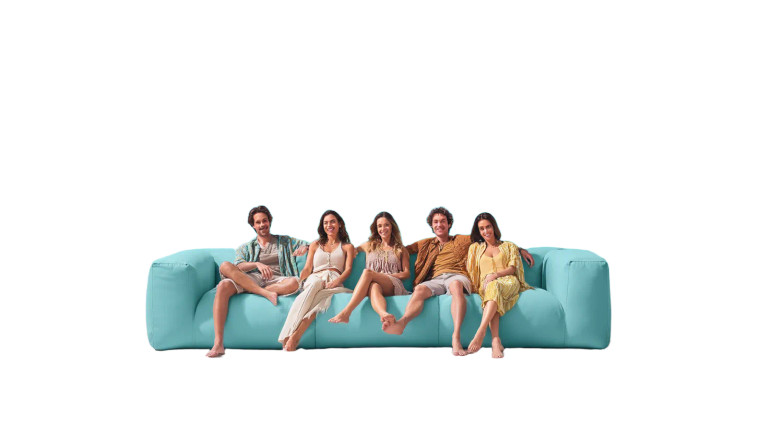 Beachside Friends Relaxing Vinyl Car Decal Sticker – Waterproof & UV-Resistant 8"