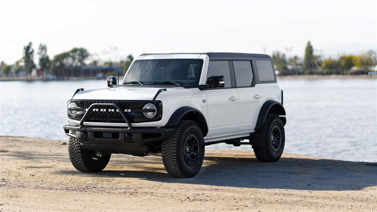 Upgrade your Ford Bronco with GT Styling Headlight Covers | Black Round Housing, Clear Lens, LED, Smoke